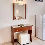 Niovi Luxury Apartment *